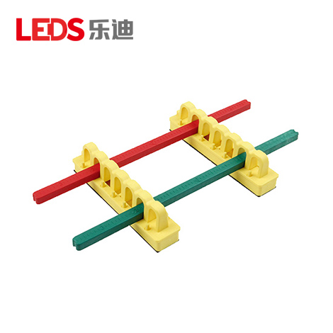 �_�P�M�i��